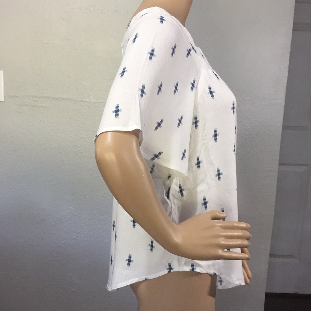 Universal Thread Flutter Short Sleeve - image 3